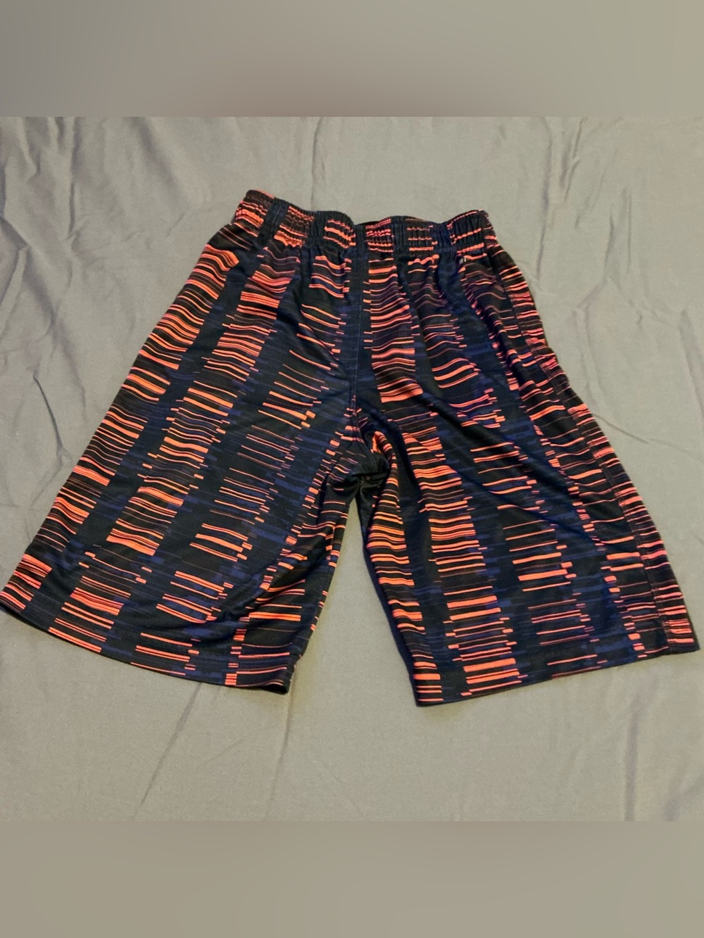 Nike Dri-Fit Boys' Medium Athletic Shorts - Black & Orange Pattern W/Pockets - Picture 4 of 7
